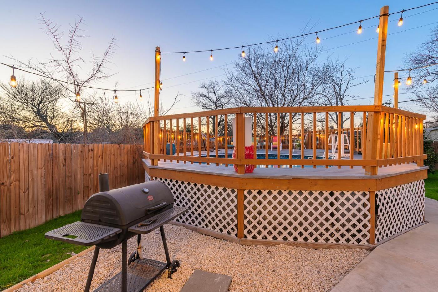 Game Room, Pool & Fire Pit At The Medical Center Σαν Αντόνιο Εξωτερικό φωτογραφία