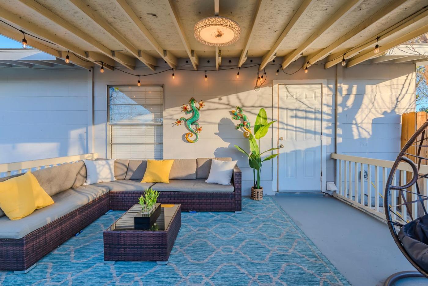 Game Room, Pool & Fire Pit At The Medical Center Σαν Αντόνιο Εξωτερικό φωτογραφία