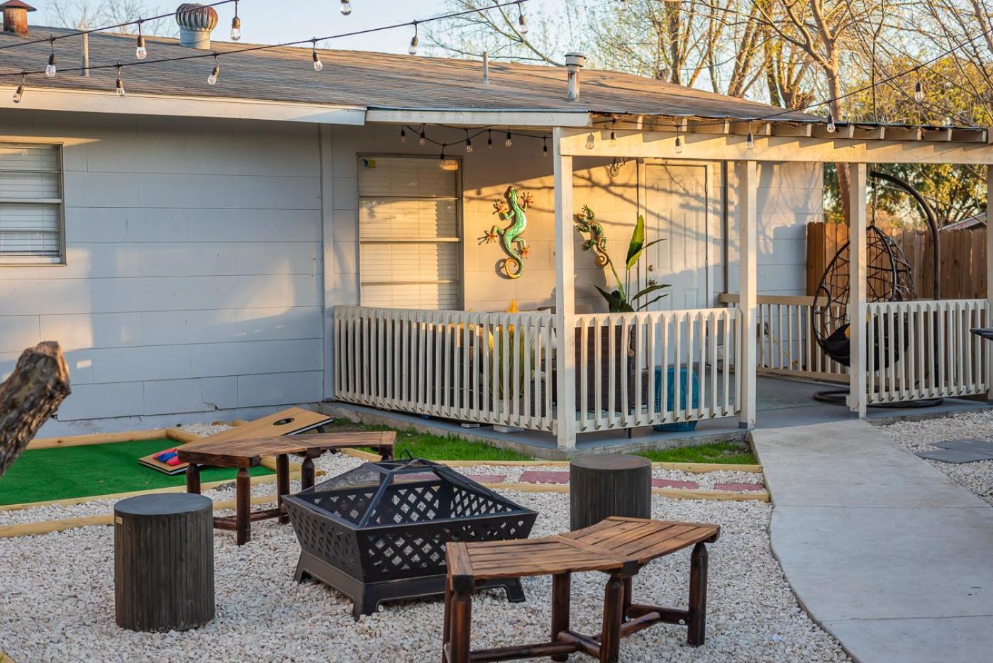 Game Room, Pool & Fire Pit At The Medical Center Σαν Αντόνιο Εξωτερικό φωτογραφία